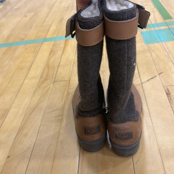 Ugg Boots - Picture 4 of 5